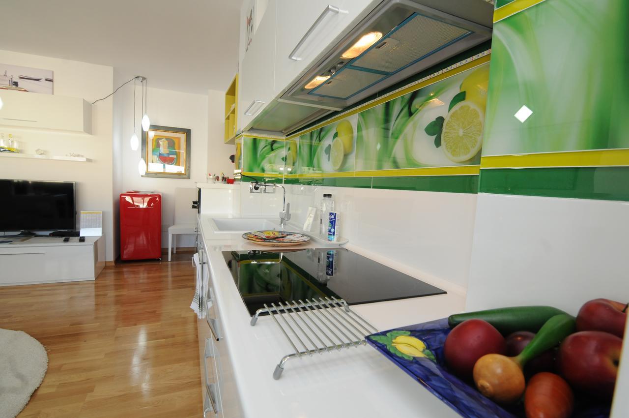 White Dream Suites Iasi Buitenkant foto